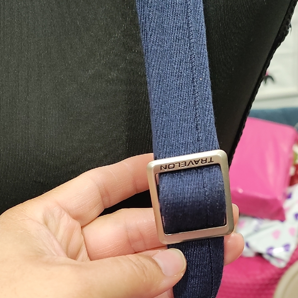 Travelon Navy Quilted Crossbody Bag - Picture 6 of 16